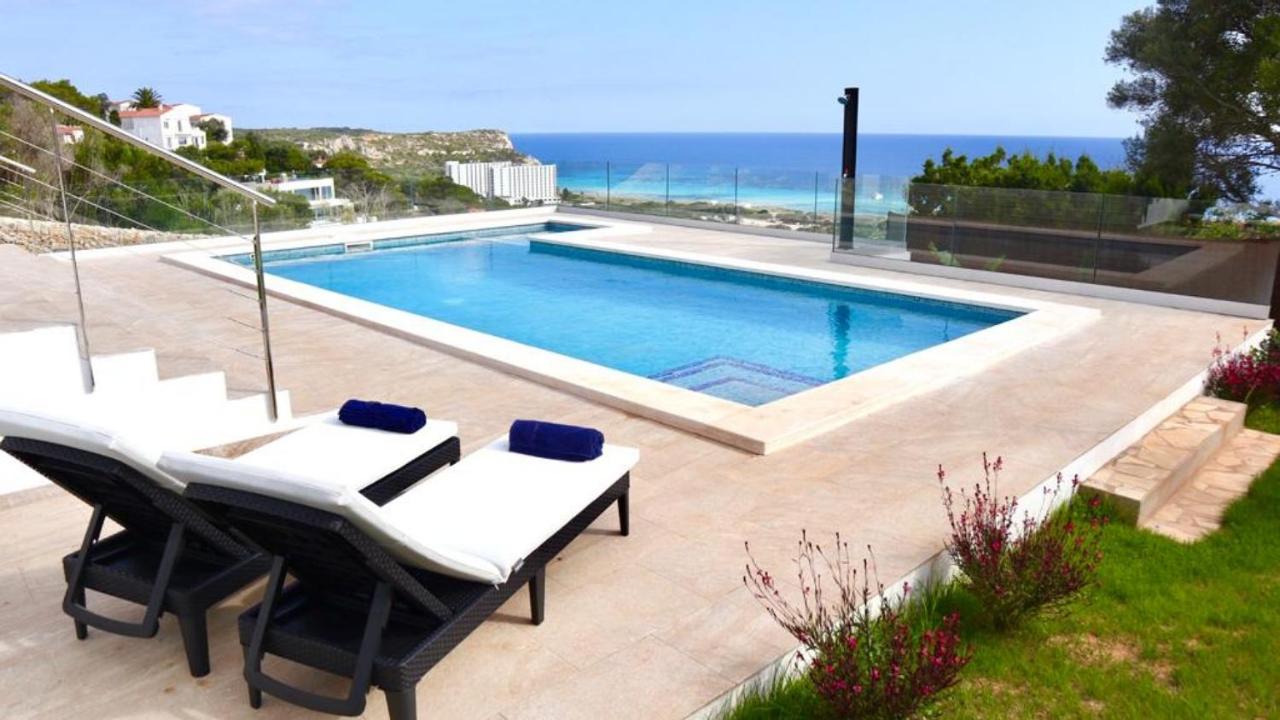 Villa Ona Son Bou Luaran gambar