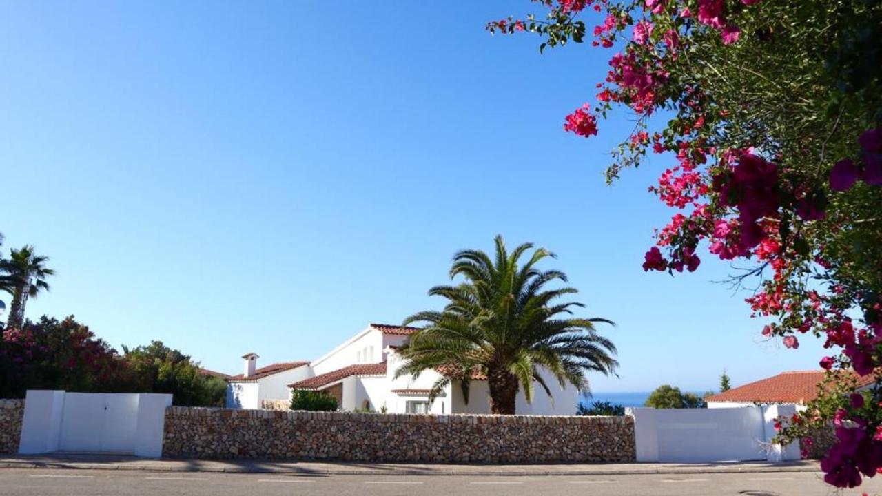 Villa Ona Son Bou Luaran gambar