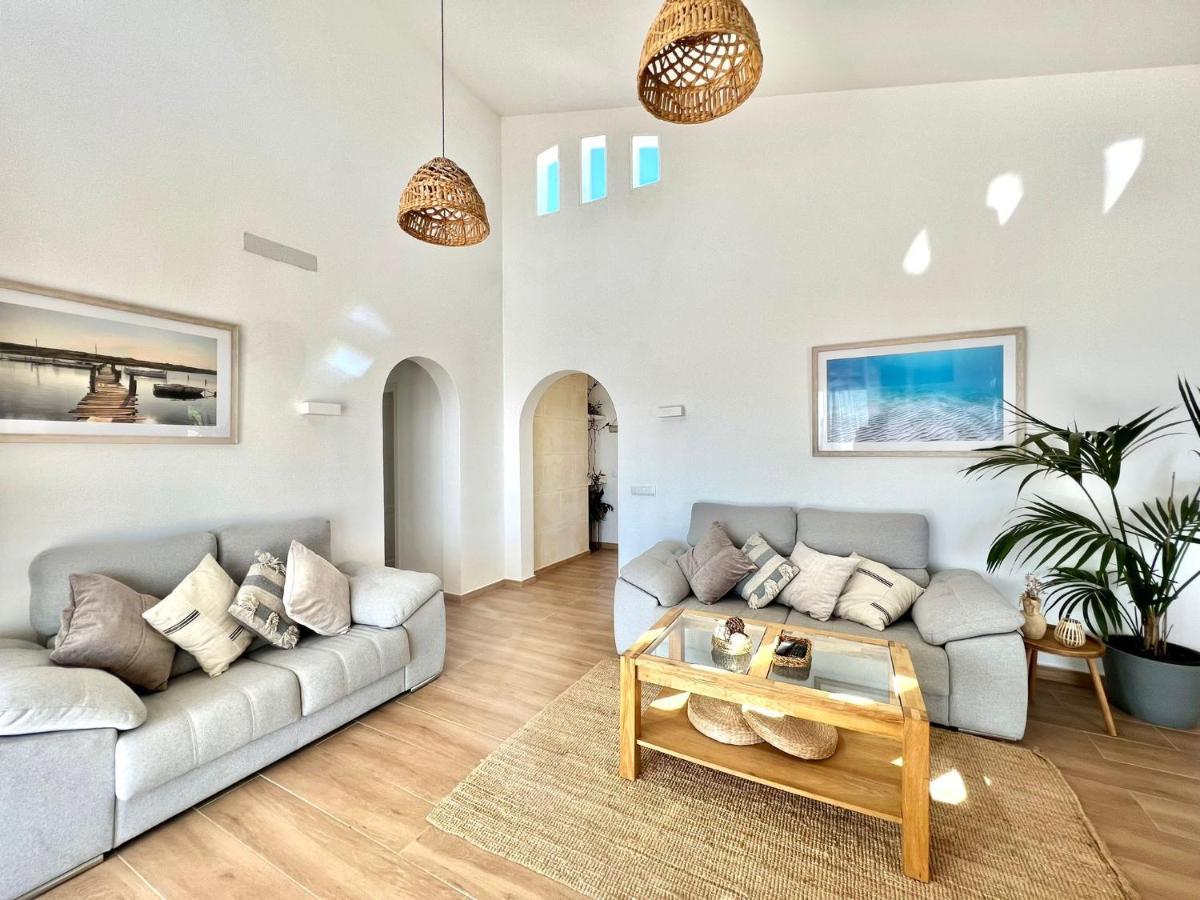 Villa Ona Son Bou Luaran gambar