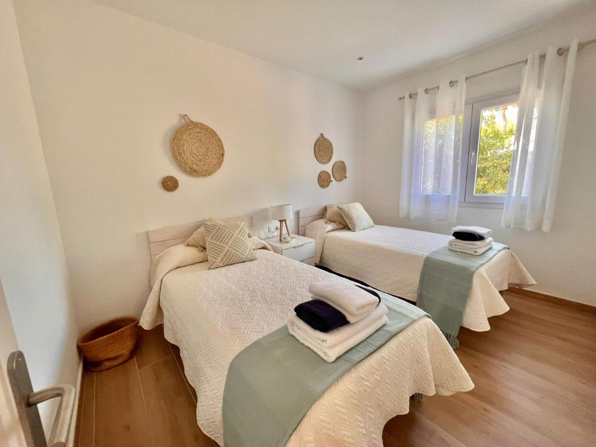 Villa Ona Son Bou Luaran gambar