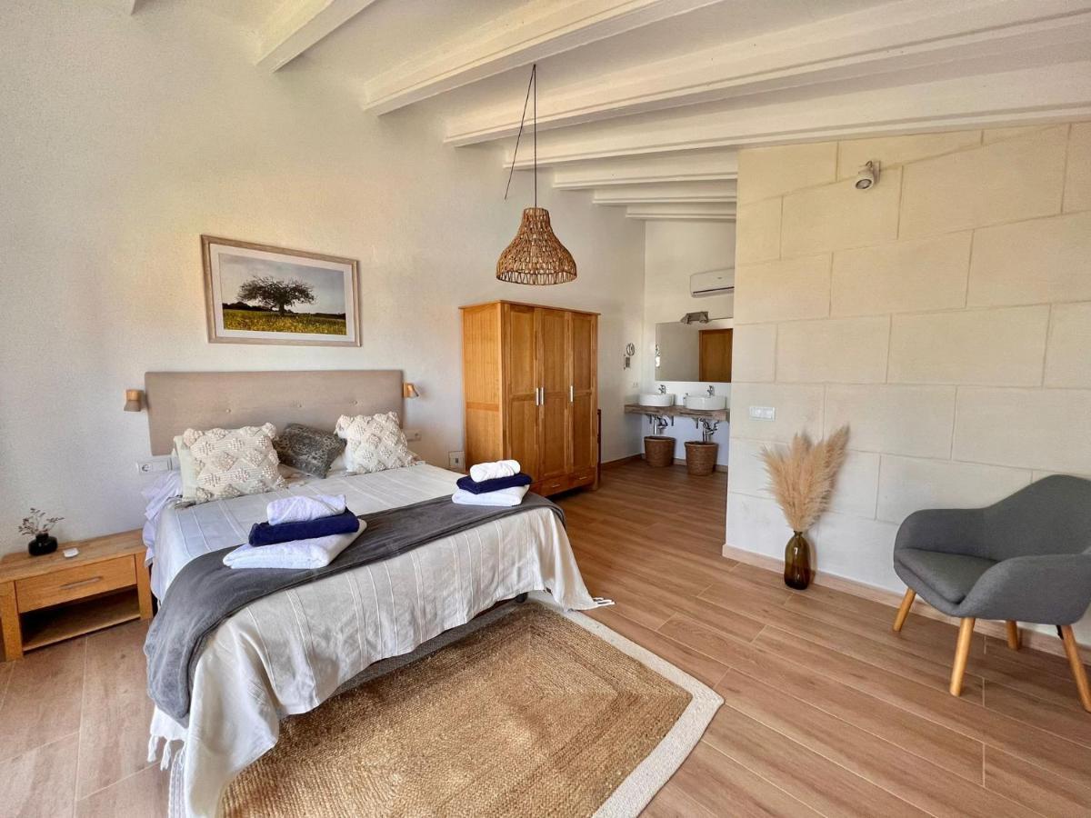 Villa Ona Son Bou Luaran gambar