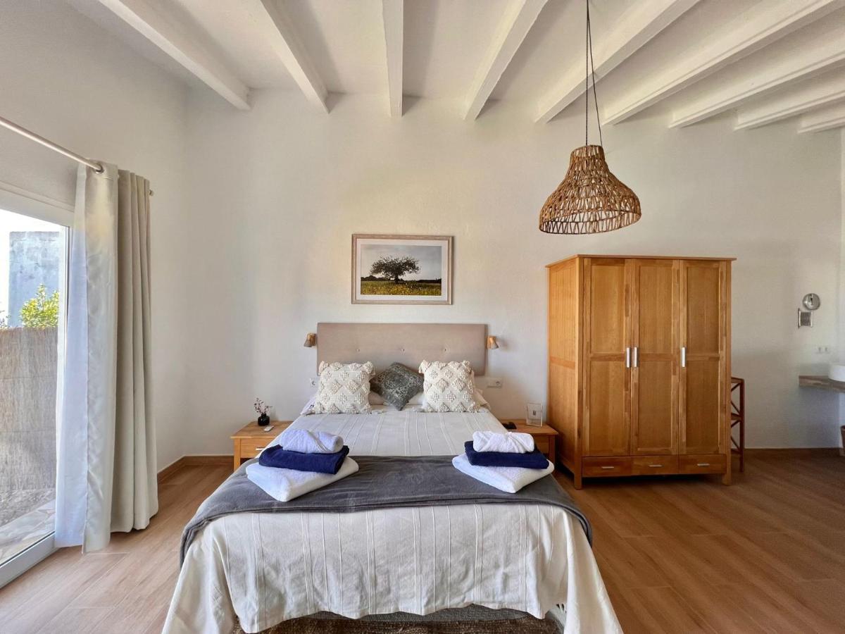 Villa Ona Son Bou Luaran gambar